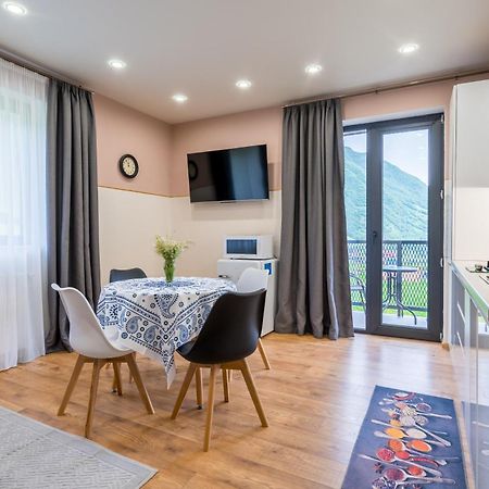 Devdaraki Apartments Kazbegi Dış mekan fotoğraf