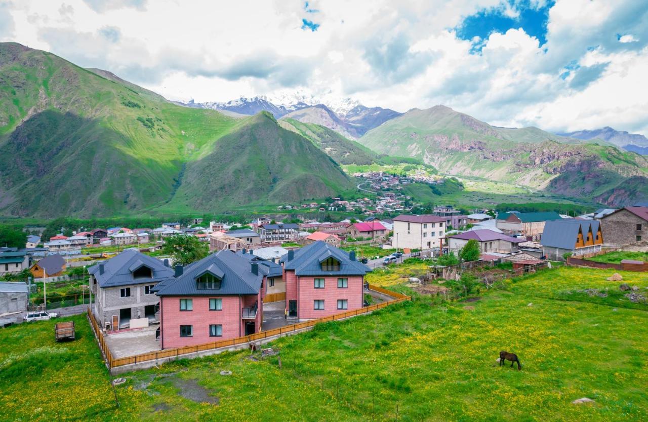 Devdaraki Apartments Kazbegi Dış mekan fotoğraf