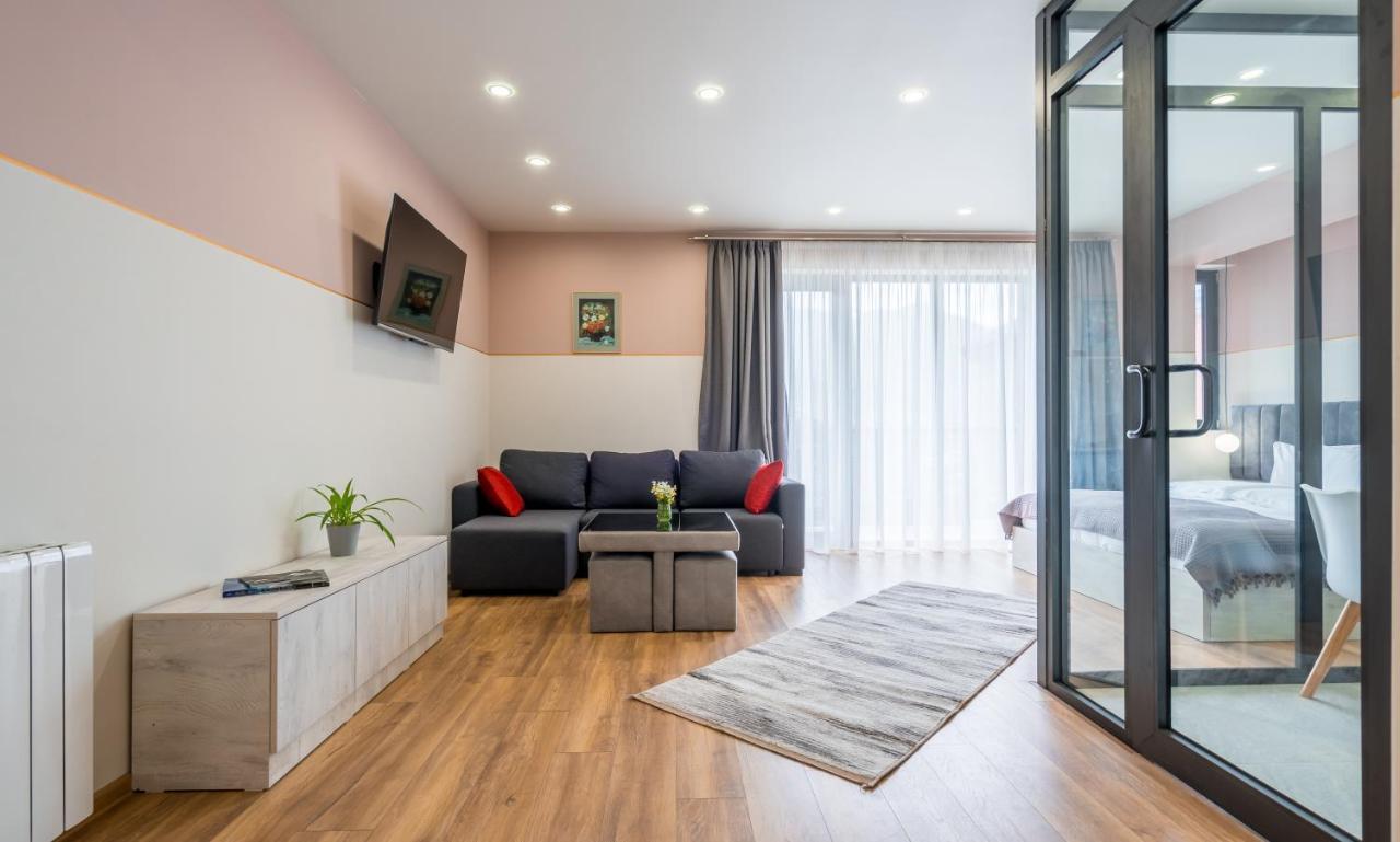Devdaraki Apartments Kazbegi Dış mekan fotoğraf