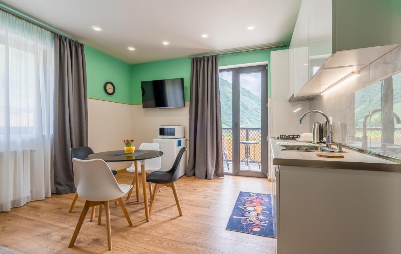 Devdaraki Apartments Kazbegi Dış mekan fotoğraf