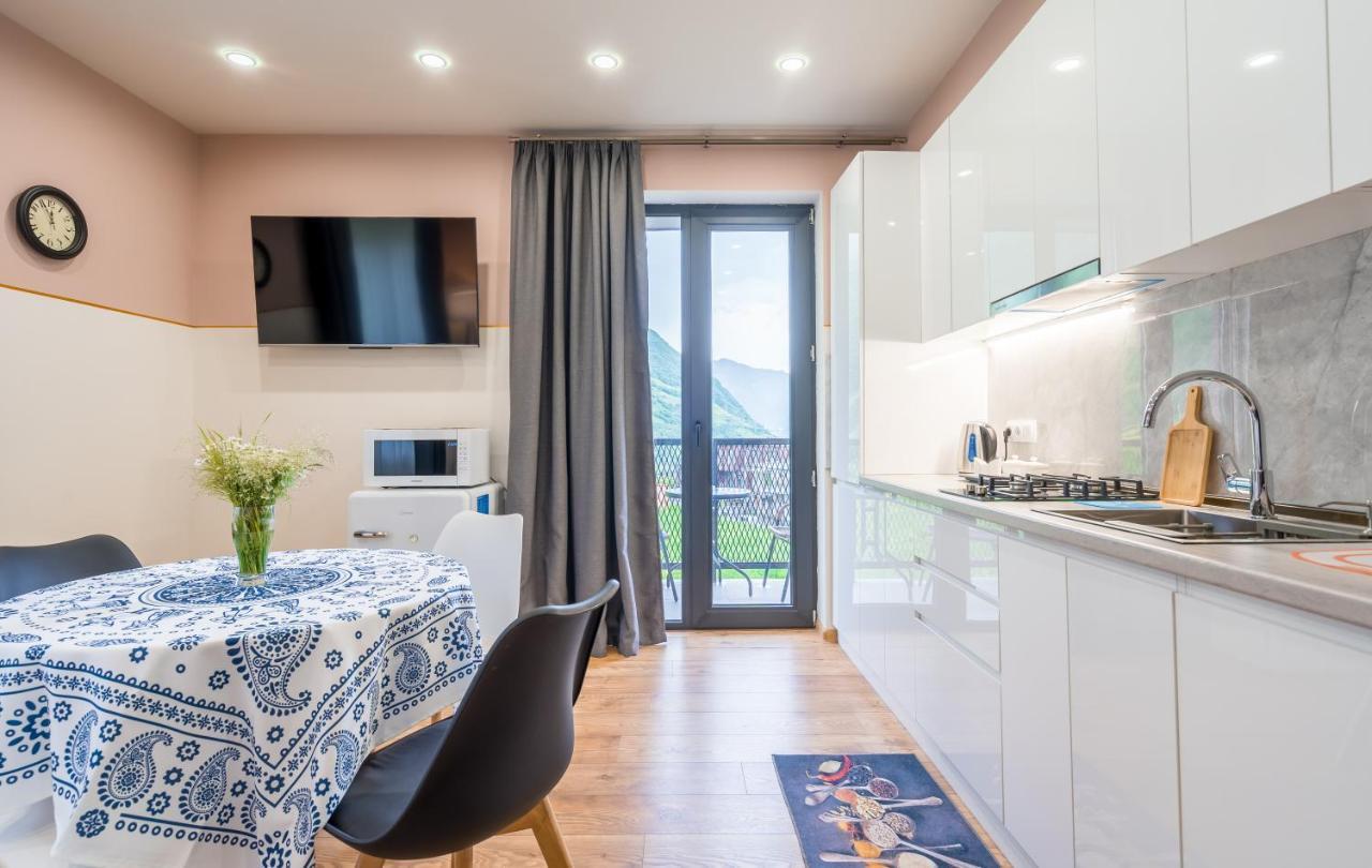 Devdaraki Apartments Kazbegi Dış mekan fotoğraf